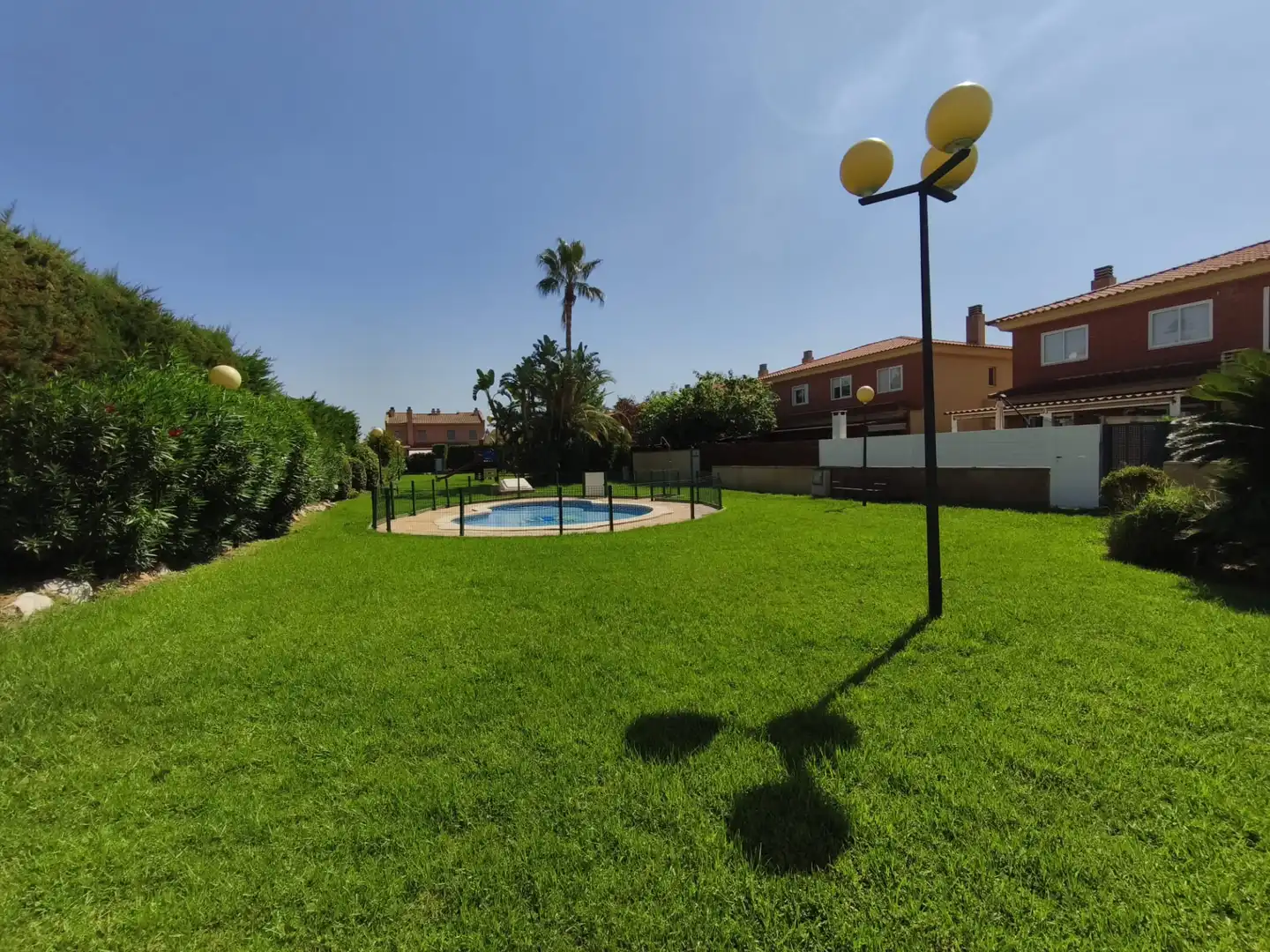 Garden of Houses for sale in Cambrils  with Air Conditioner, Heating and Private garden