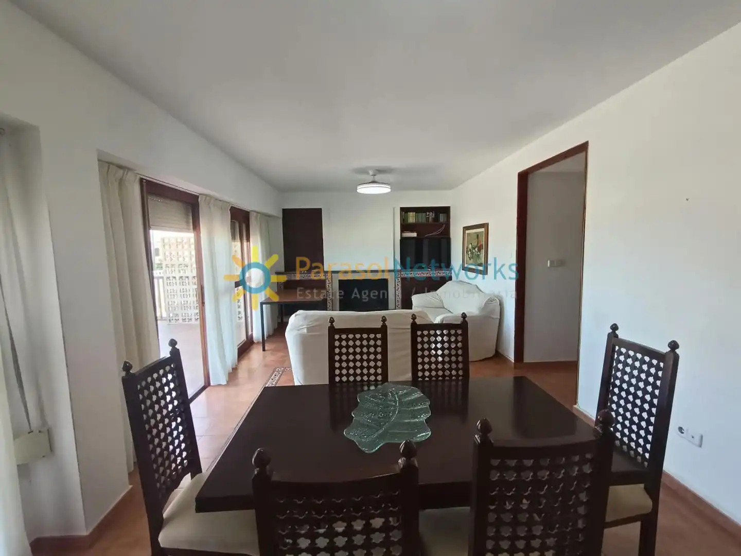 Apartment with terrace to rent in Oliva Playa, imagen 3