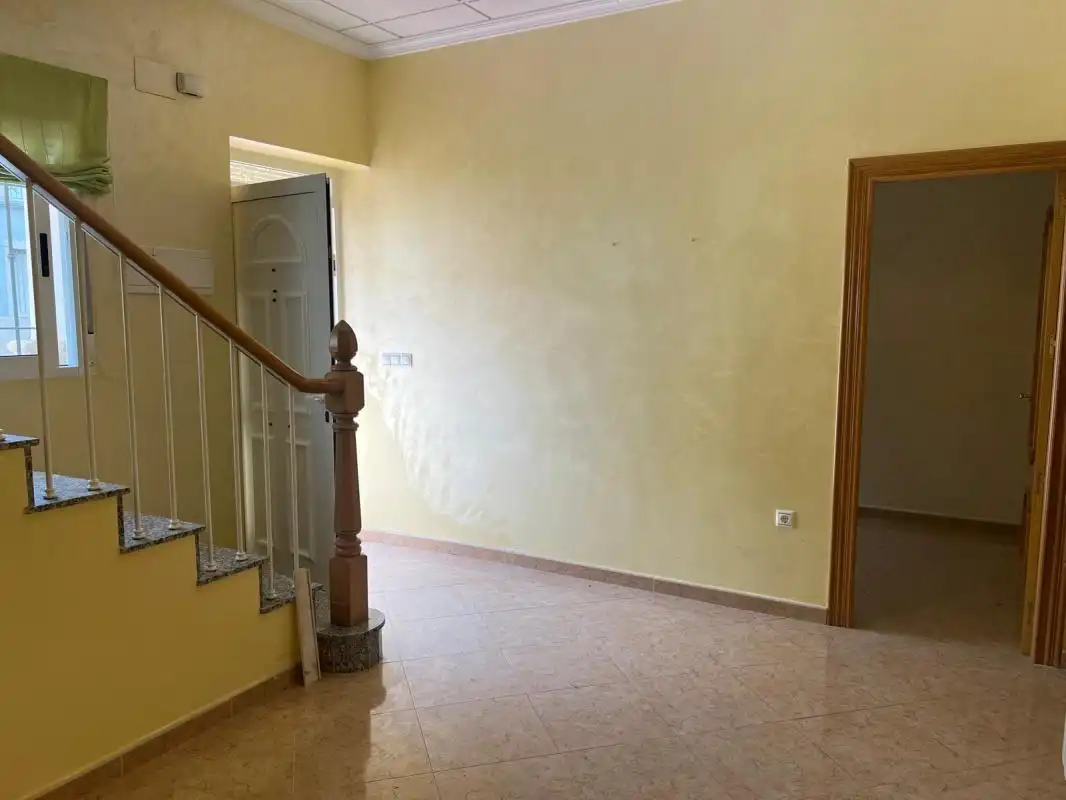 Casa adosada en venda en Algueña amb Aire condicionat, Calefacció i Terrassa