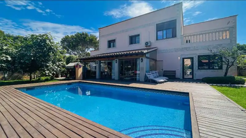 Piscina de Casa o chalet en venta en Calvià