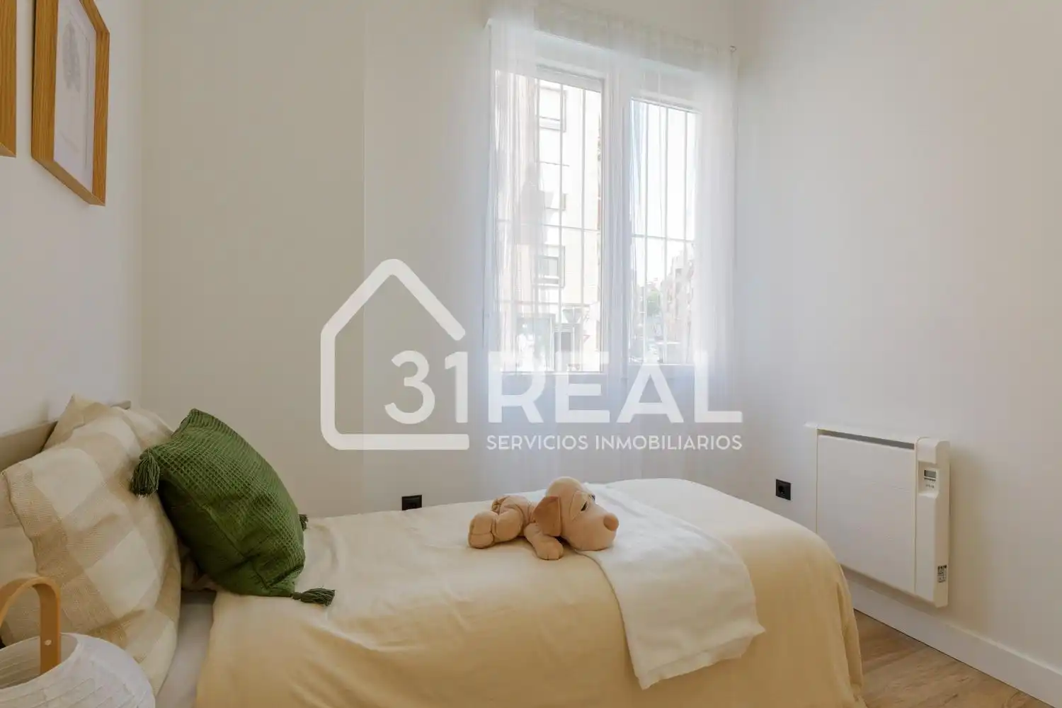 Bedroom of Flat for sale in Madrid  with Heating and Furnished
