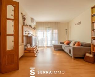 Living room of Flat for sale in Vilanova i la Geltrú  with Air Conditioner, Heating and Storage room