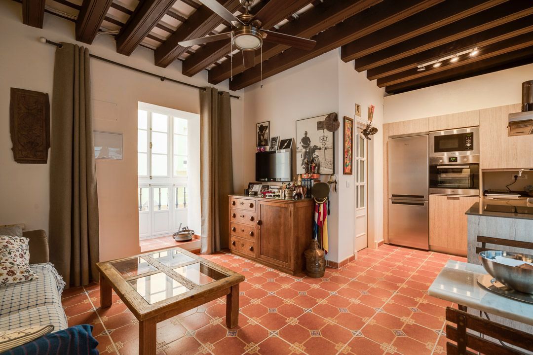 Pis de lloguer en  Cádiz Capital amb Moblat, Forn i Rentadora