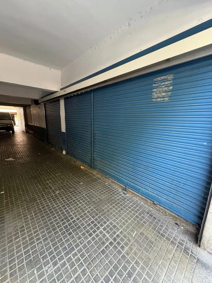 Commercial properties for rent in Girona  with Air Conditioner, Heating and Parquet flooring
