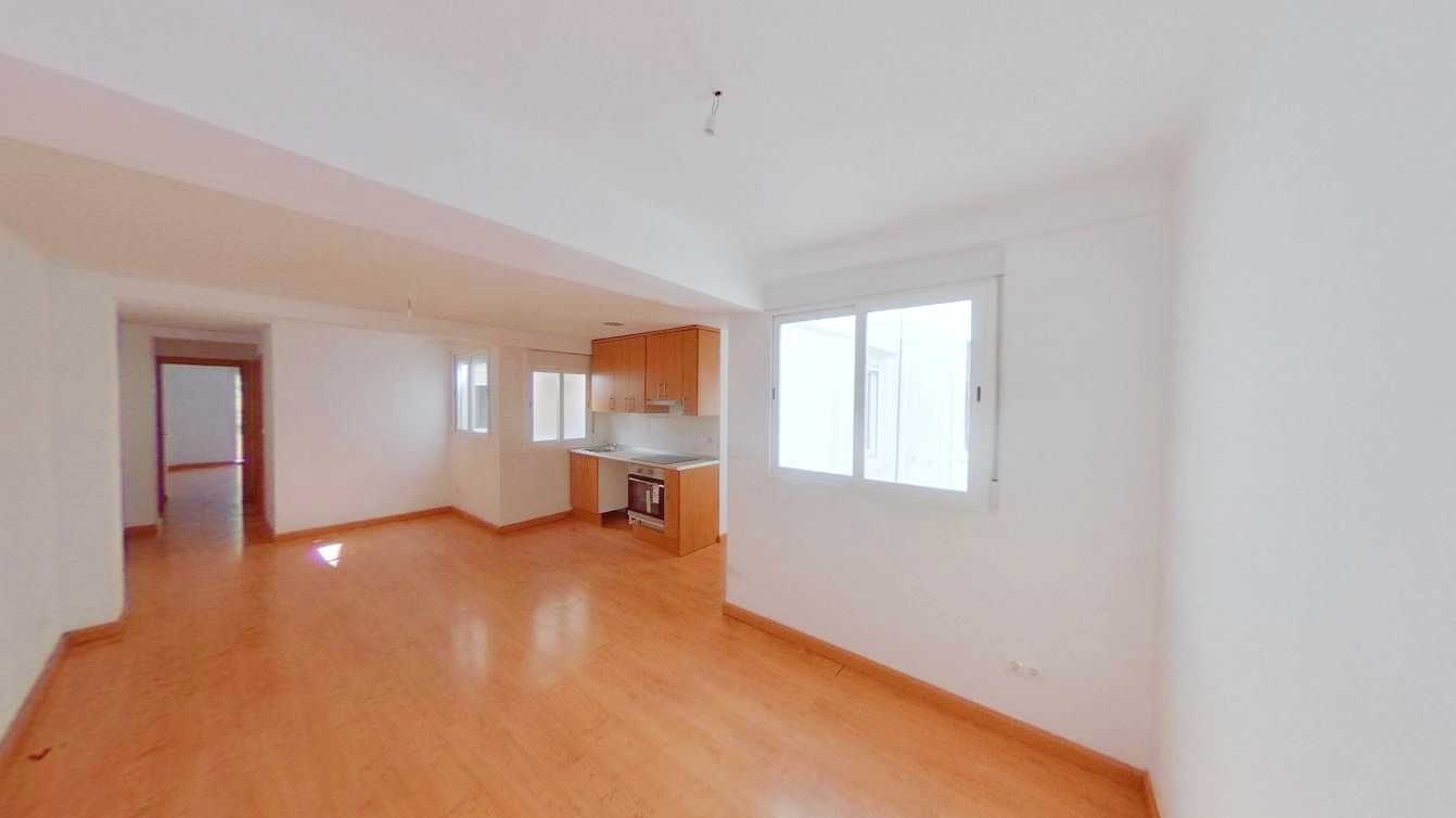 Flat for sale in  Zaragoza Capital  with Terrace and Oven