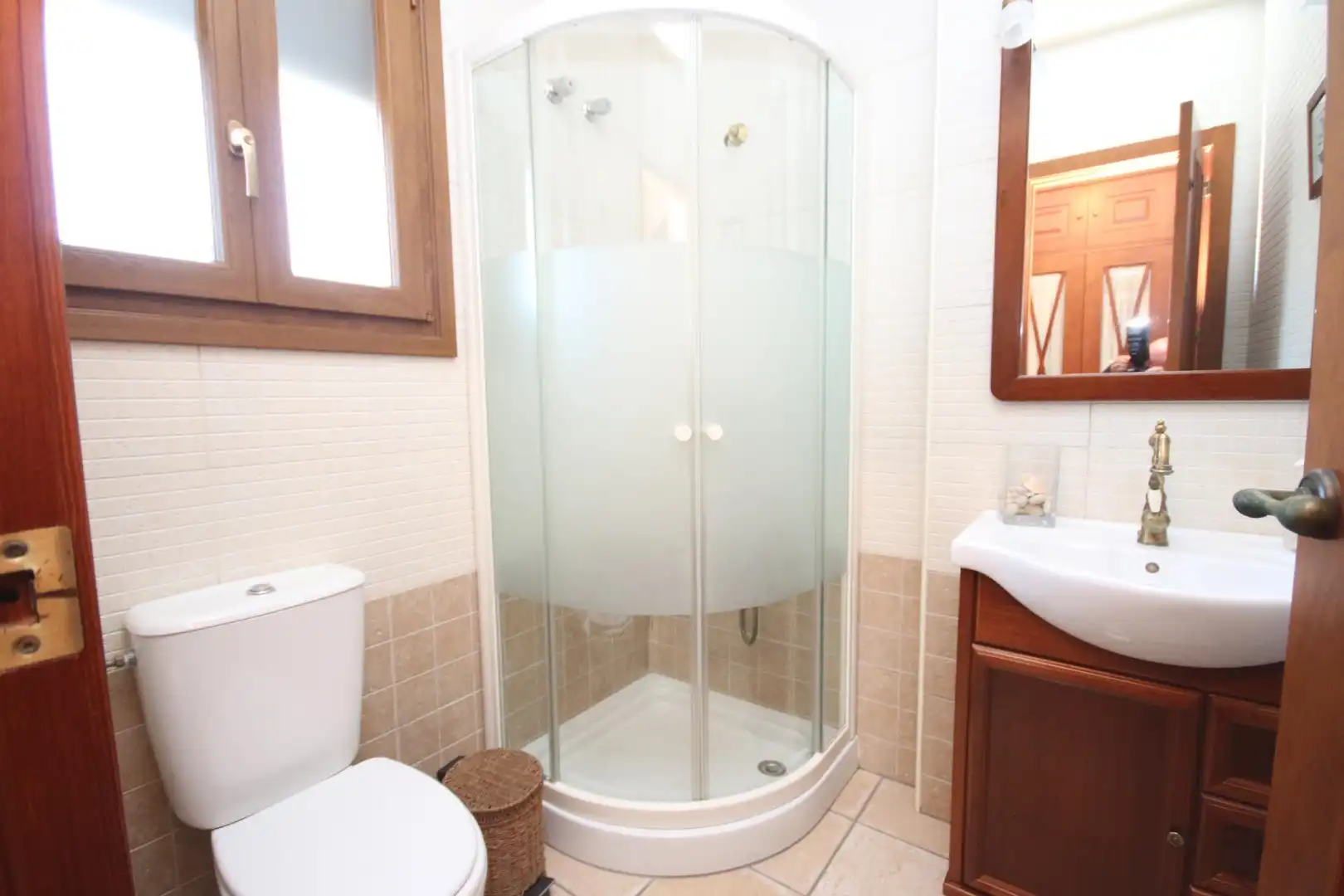 Bathroom of Houses for sale in Lepe  with Air Conditioner, Heating and Private garden