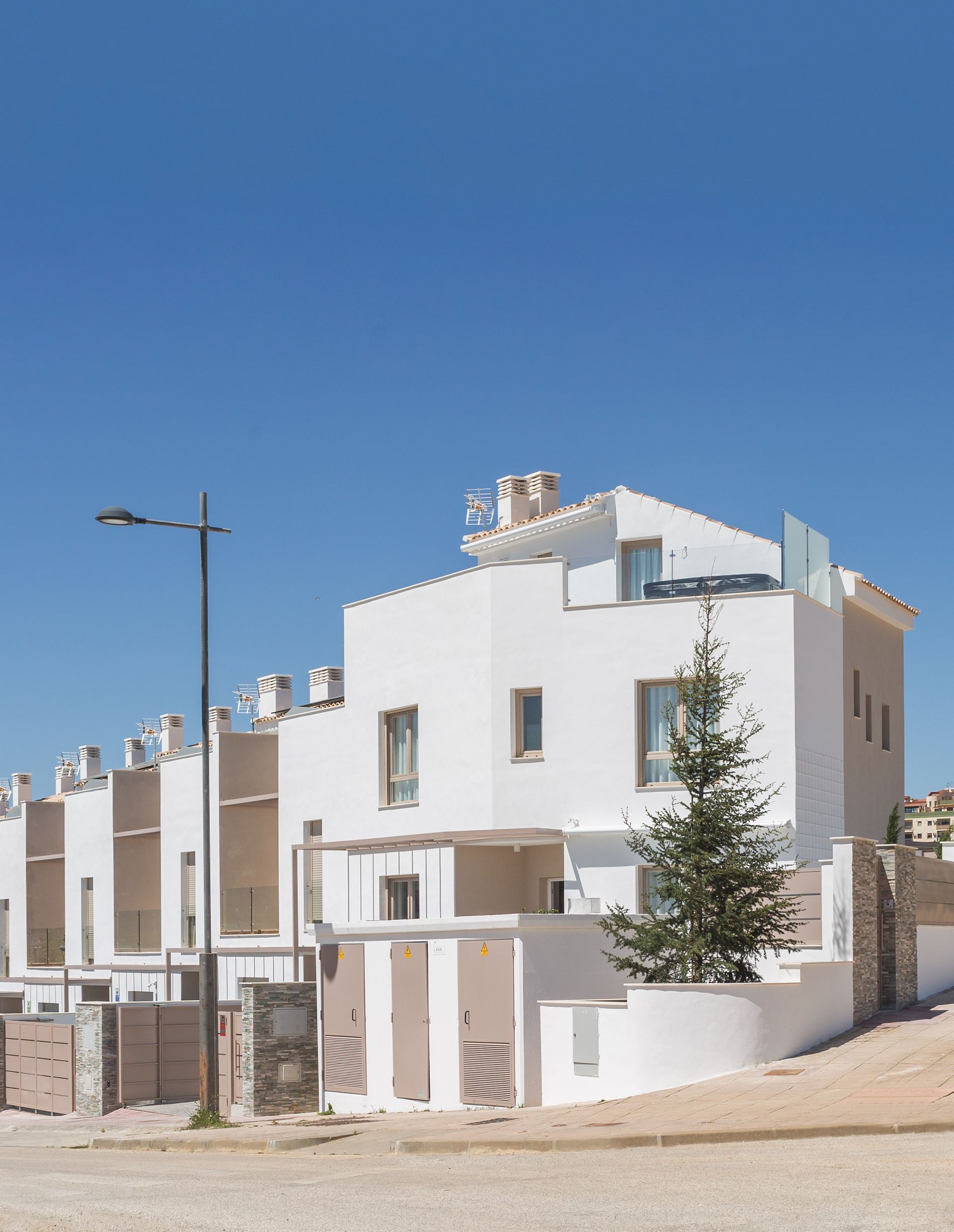 Exterior view of House or chalet for sale in Ronda  with Air Conditioner and Heating