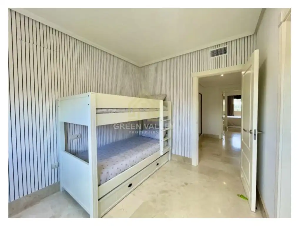 Dormitori de Apartament en venda en Sotogrande
