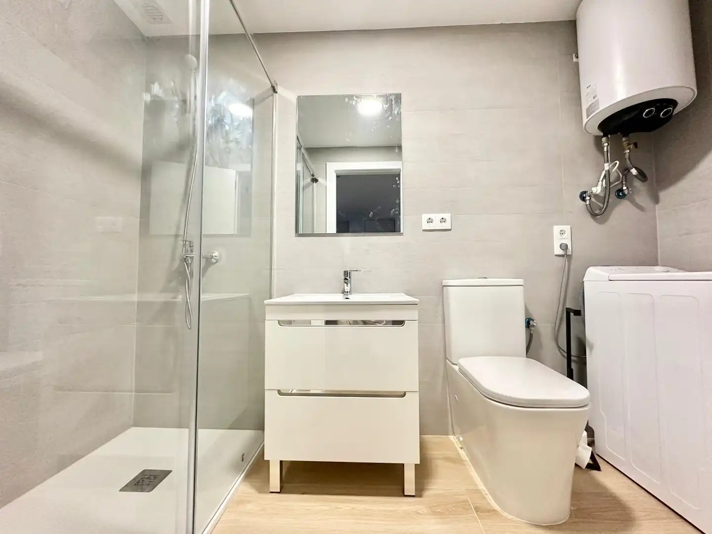 Apartament de lloguer a PERIODISTA BADIA, Exposició