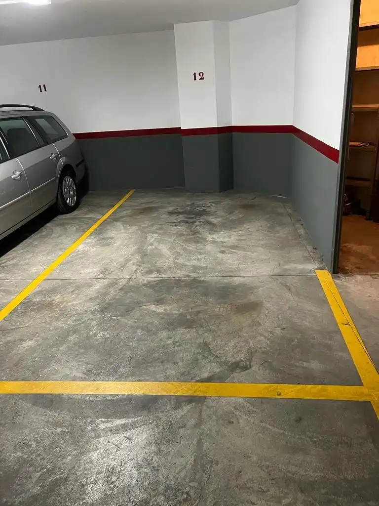 Piso de alquiler en Calle CARLOS V, Alameda