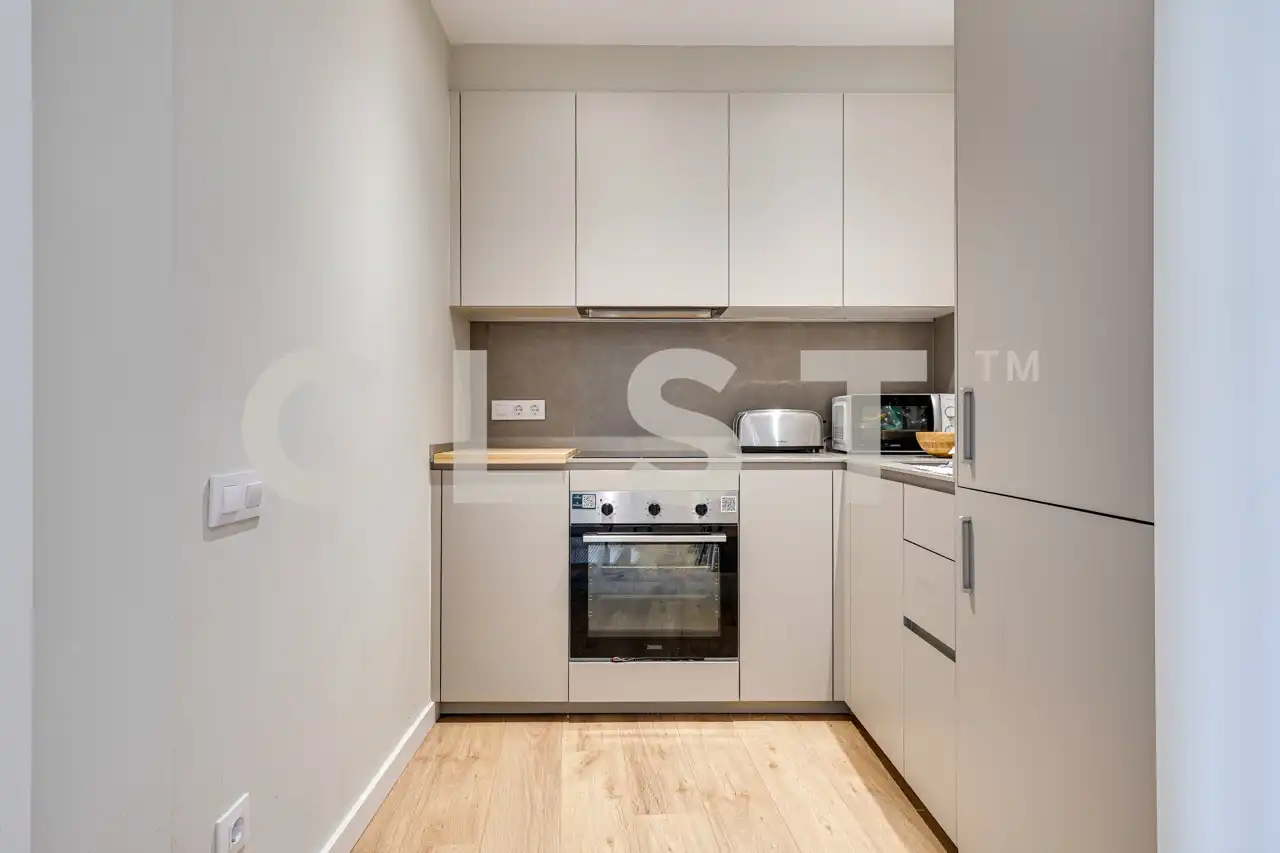 Cocina de Apartamento en venta en Barcelona con Aire acondicionado, Calefacción y Parquet