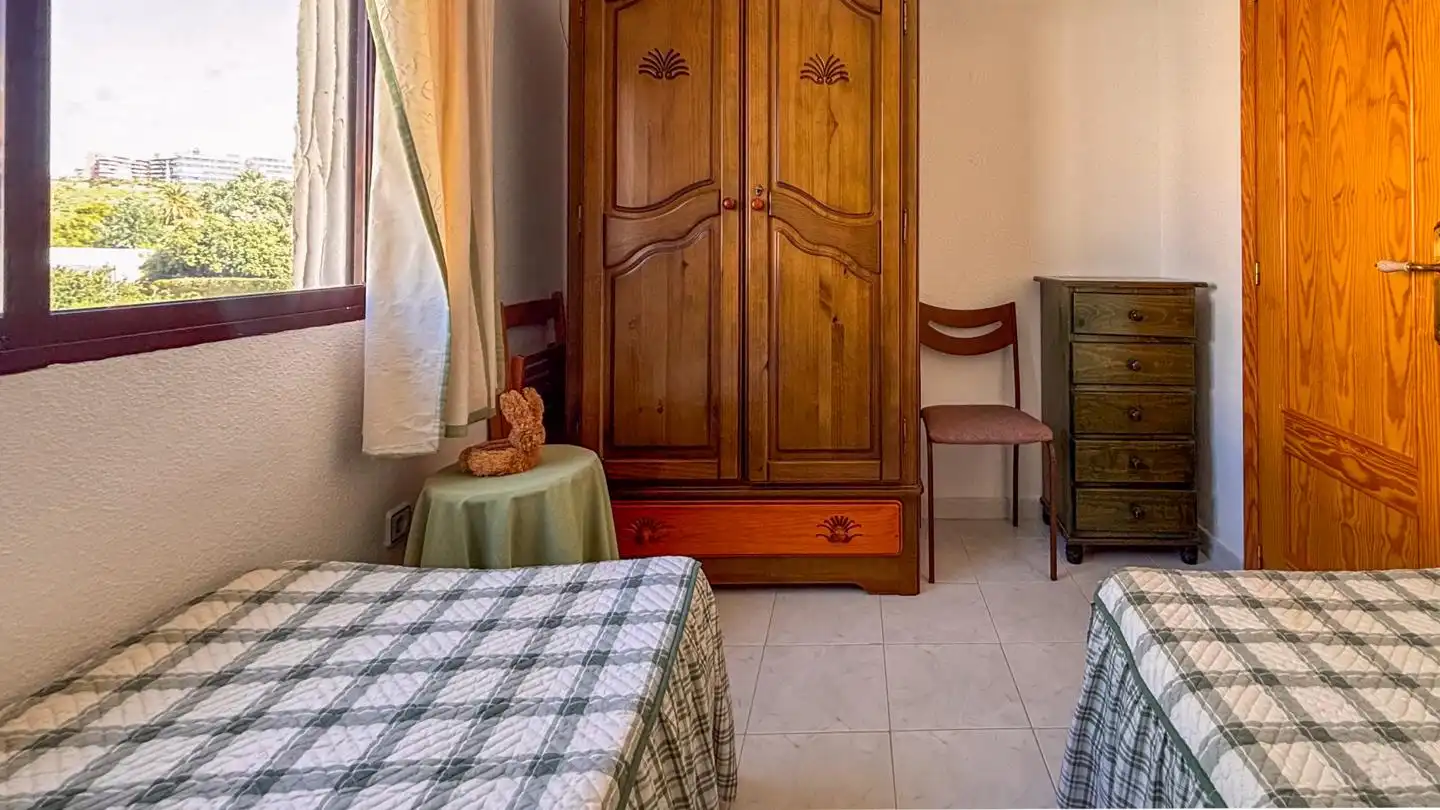 Dormitori de Casa adosada en venda en Santa Pola amb Aire condicionat, Jardí privat i Terrassa
