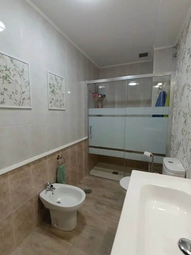 Baño de Casa o chalet en venta en Ciudad Real con Aire acondicionado, Calefacción y Parquet
