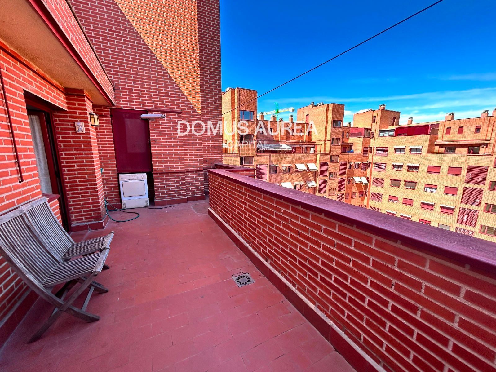 Exterior view of Flat to rent in  Madrid Capital  with Terrace
