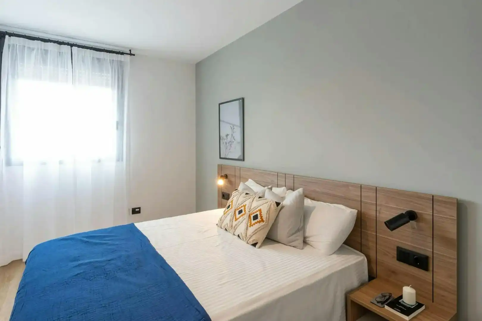 Bedroom of Flat for rent in Madrid  with Air Conditioner, Heating and Furnished