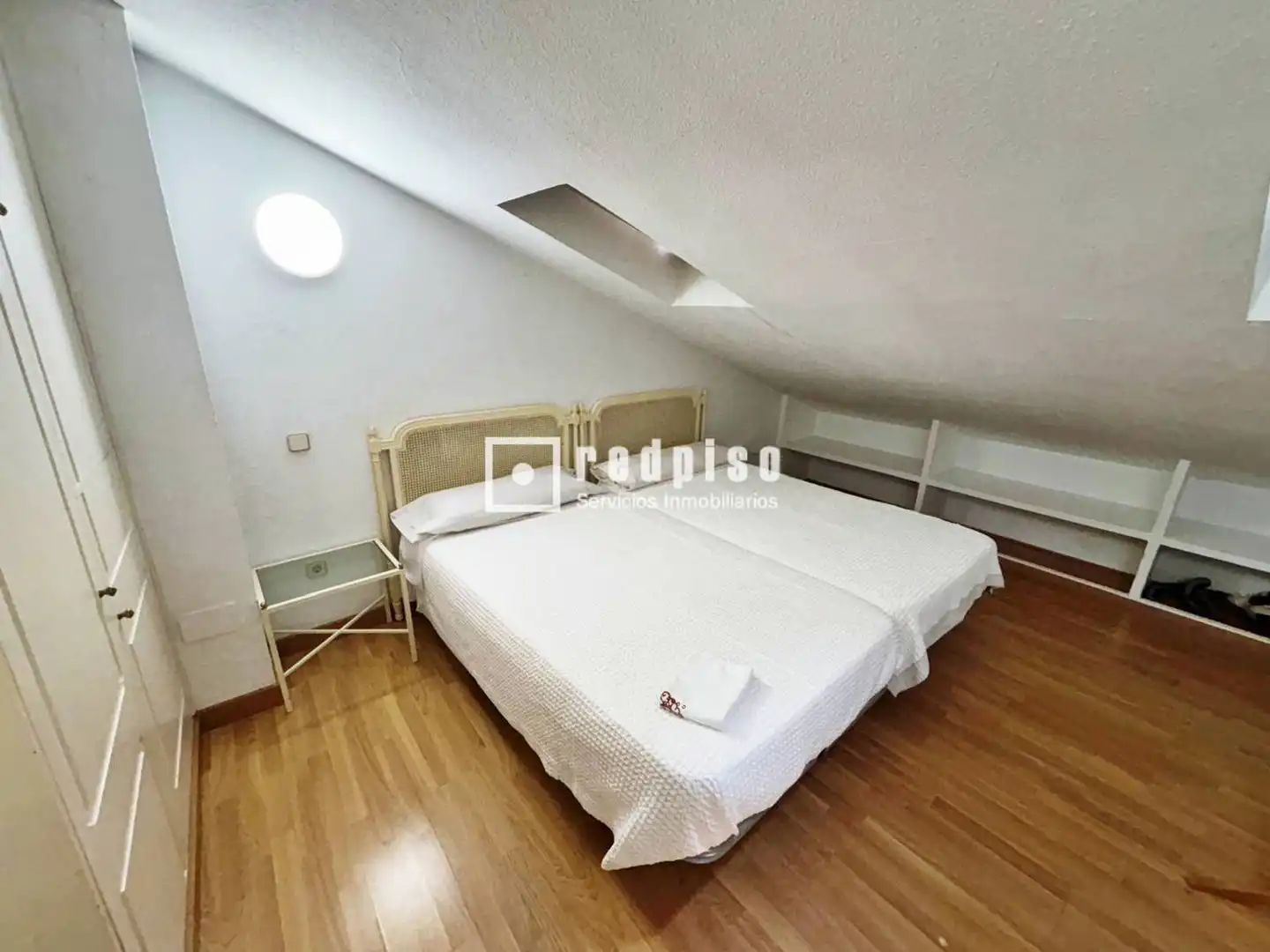 Habitación de Dúplex en venta en Guadalajara con Aire acondicionado, Calefacción y Amueblado
