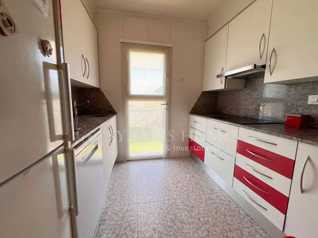 Chalet con piscina en venta en Carrer Metge Manuel Vallalta, imagen 6