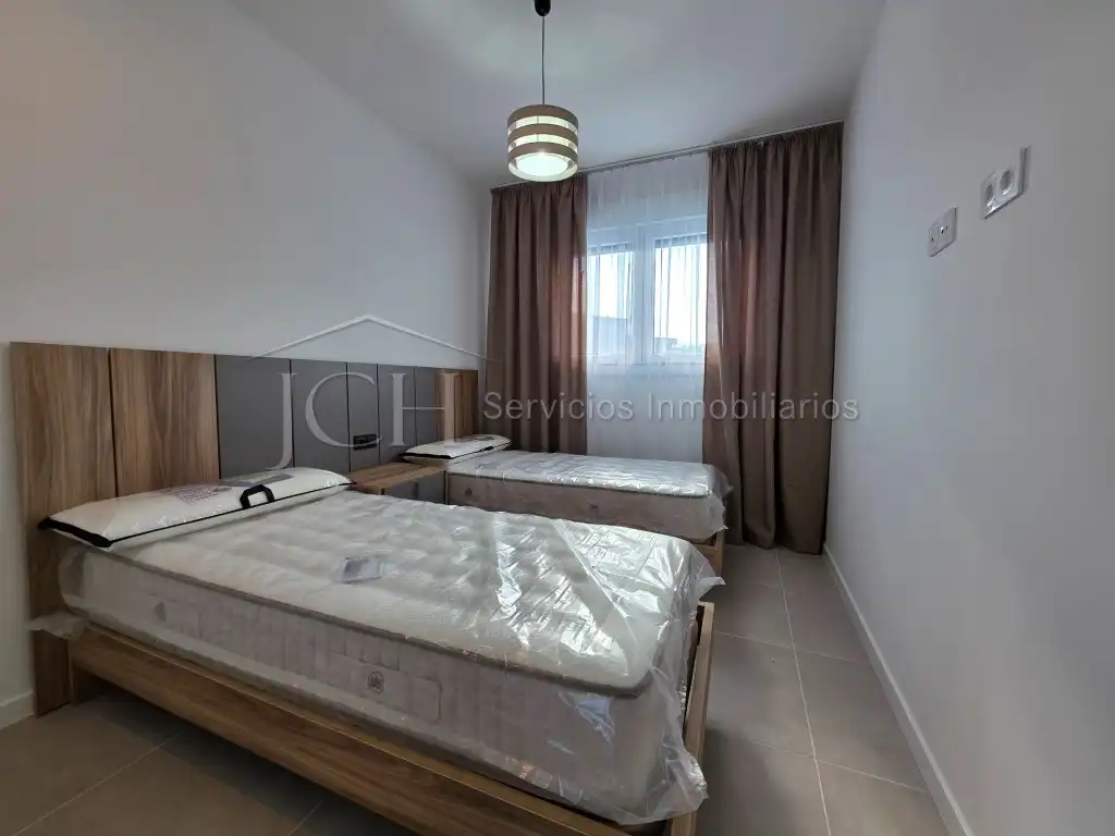 Habitación de Ático de alquiler en Estepona con Amueblado