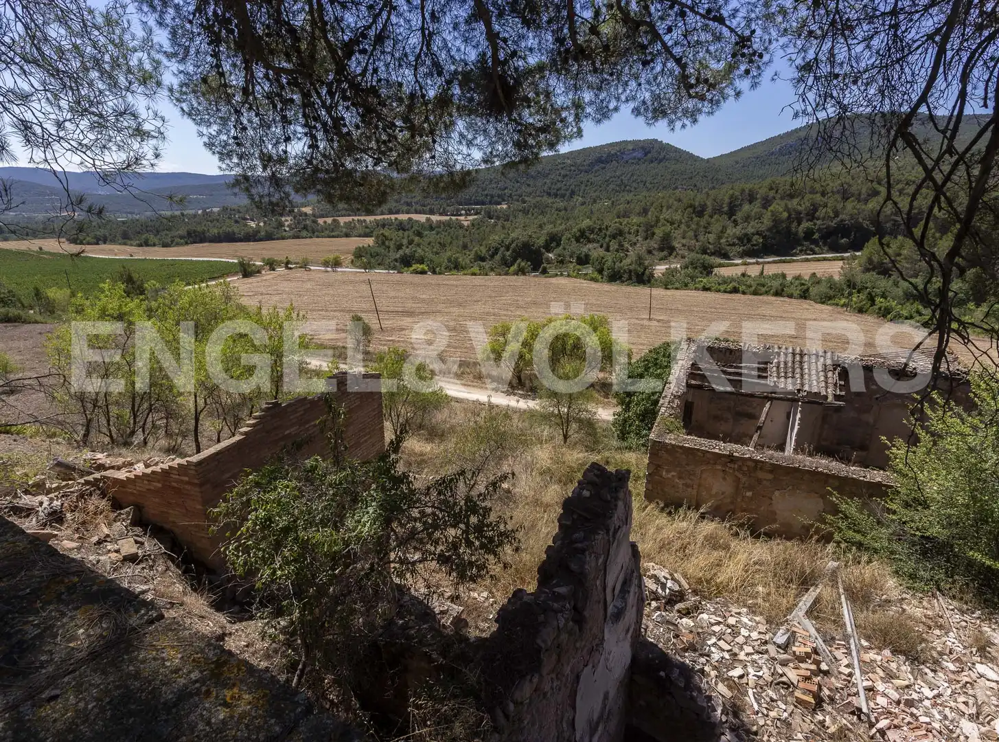 Finca rústica en venda en Santa Maria de Miralles amb Calefacció, Jardí privat i Traster