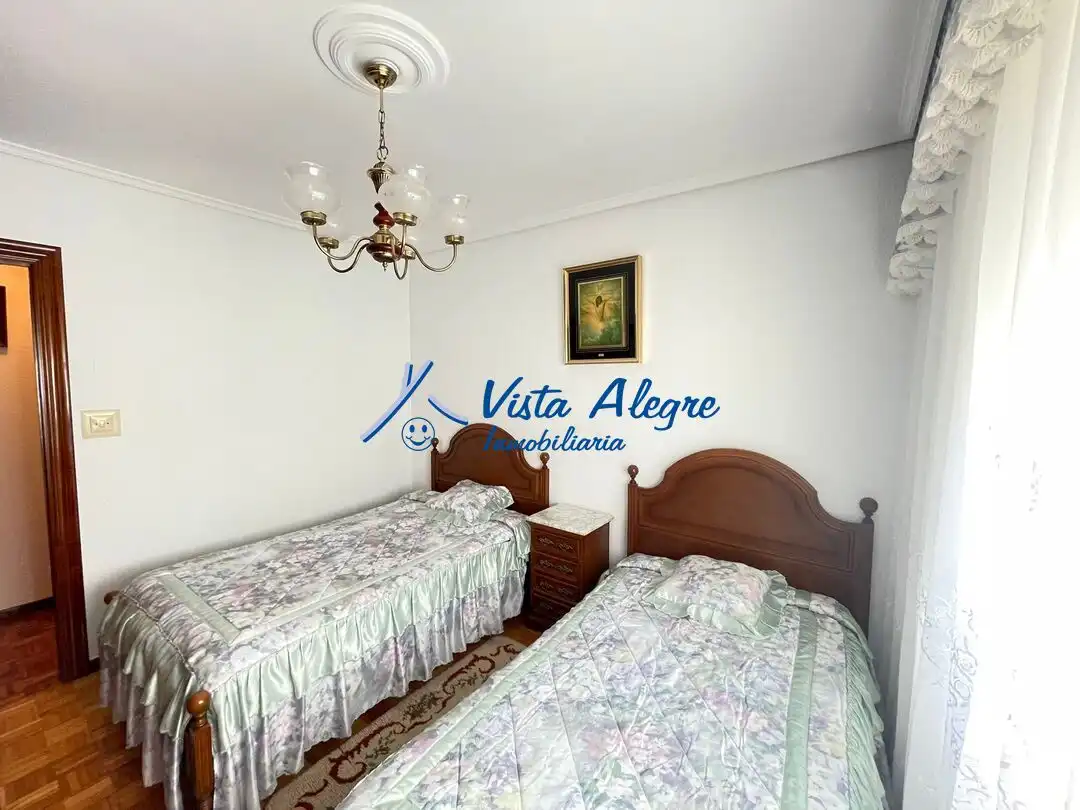 Habitación de Piso en venta en Haro con Calefacción, Terraza y Amueblado