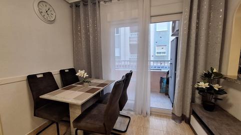 Foto 2 de Apartament de lloguer a Zona Playa del Cura, Torrevieja