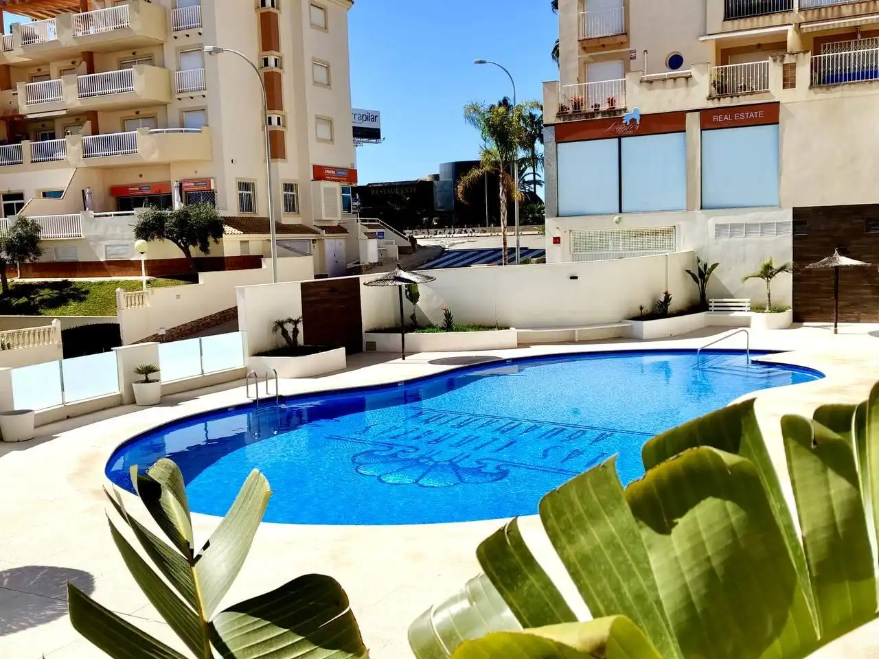 Piscina de Ático de alquiler en Orihuela con Aire acondicionado, Terraza y Amueblado