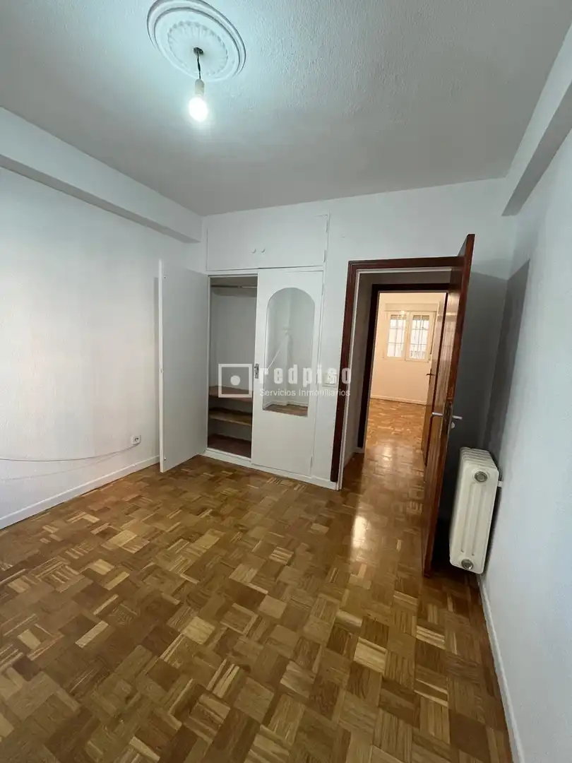 Schlafzimmer von Wohnung zur Miete in Madrid mit Heizung und Terrasse