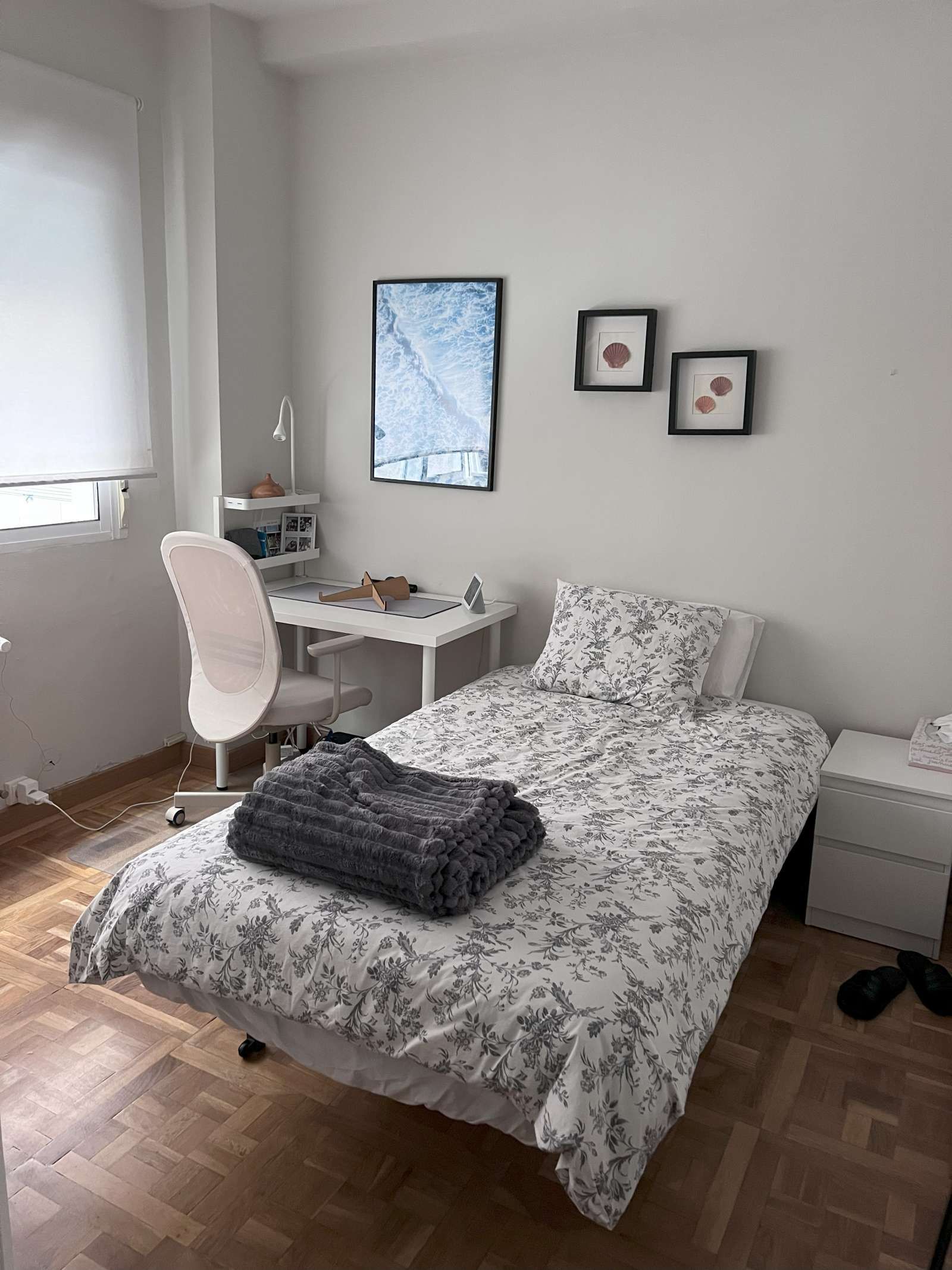 Bedroom of Flat to share in  Madrid Capital  with Air Conditioner and Terrace