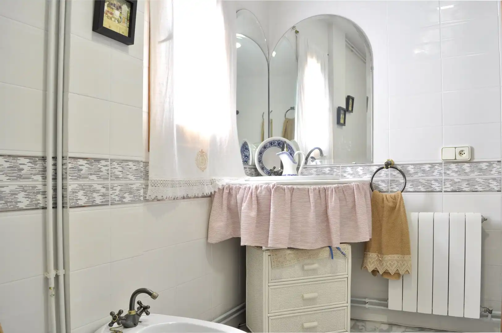 Bathroom of Houses for sale in Jerez de la Frontera  with Air Conditioner, Heating and Private garden
