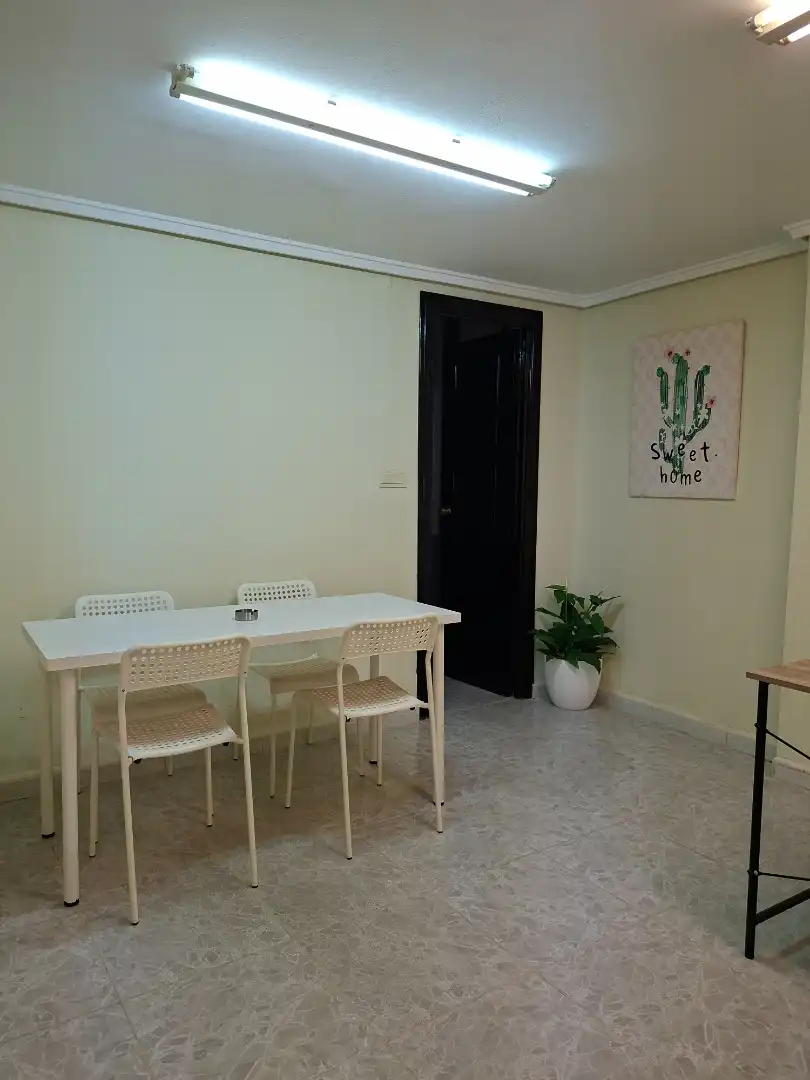 Local comercial en alquiler en Avenida Padre Carlos Ferris 68, imagen 12