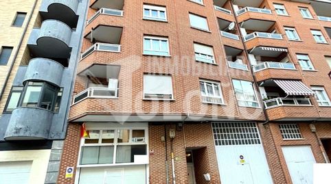 Amplio piso en el centro con garaje, imagen 2
