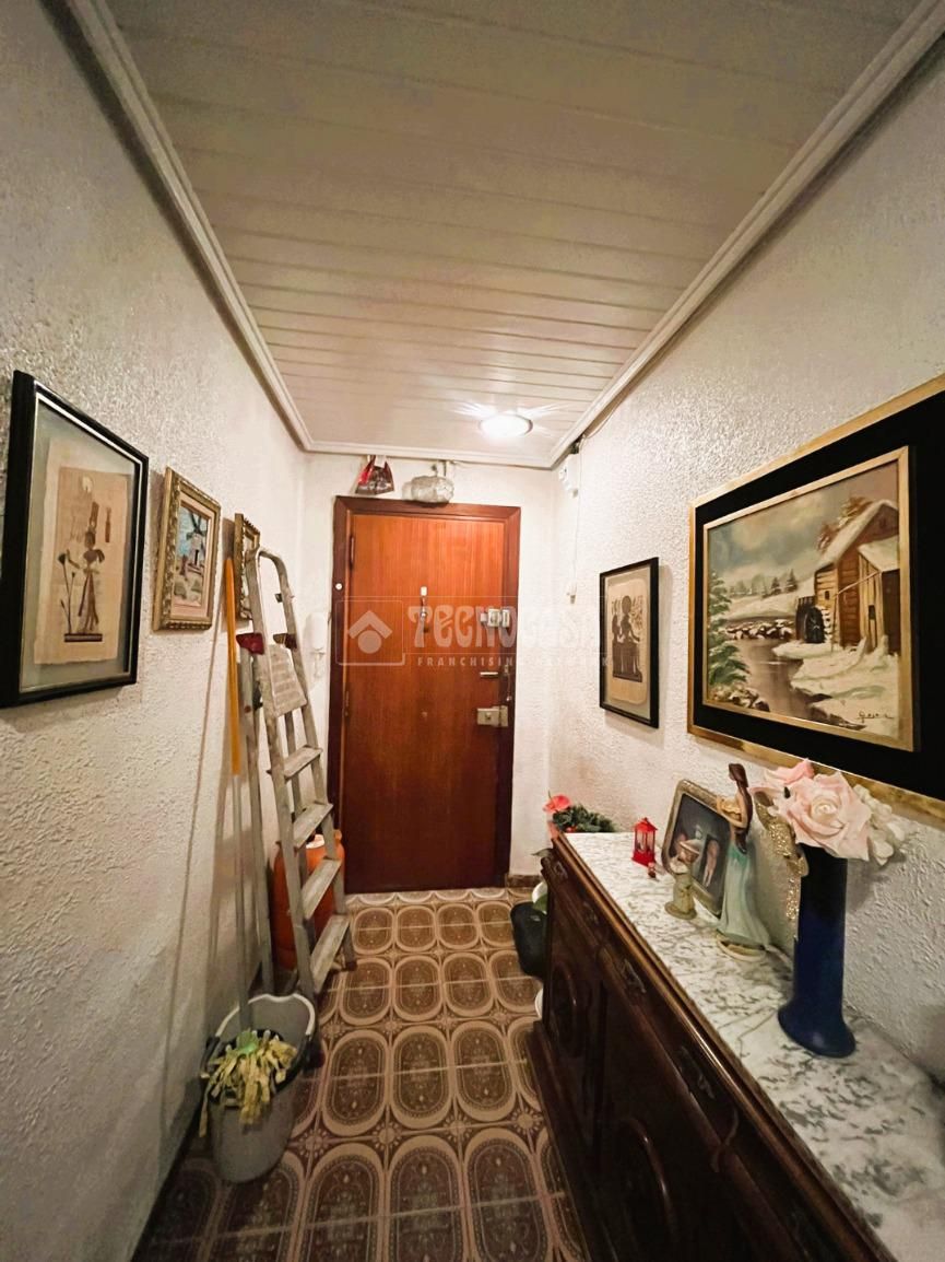 Flat for sale in La Creu Coberta