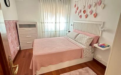 Bedroom of Flat for sale in Barakaldo   with Heating, Storage room and Furnished