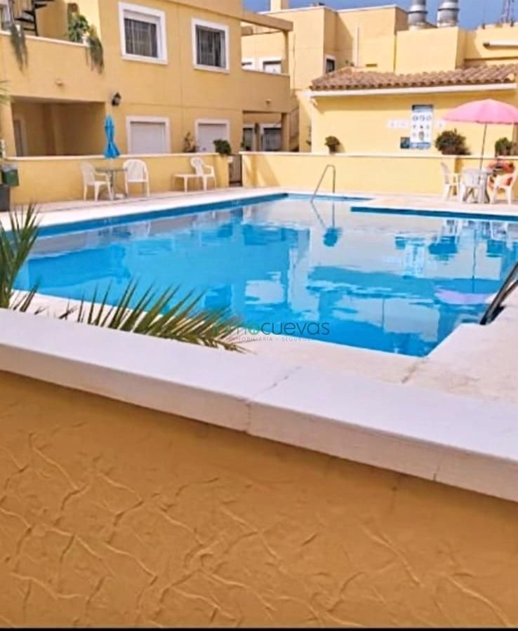 Piscina de Planta baixa de lloguer en Cuevas del Almanzora amb Aire condicionat, Terrassa i Piscina comunitària