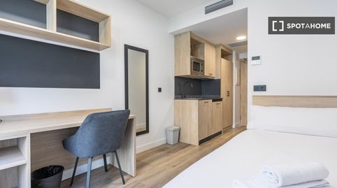 Foto 3 de Habitación en Tres Olivos - Valverde, Madrid Capital