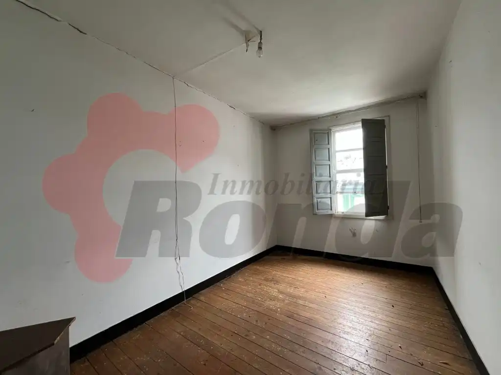 Dormitori de Casa o xalet en venda en Lugo Capital