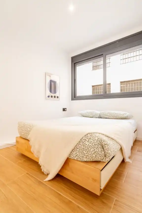 Dormitori de Àtic de lloguer en Tarragona amb Aire condicionat, Calefacció i Parquet