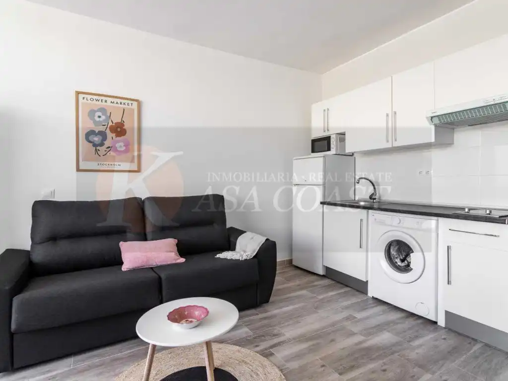 Vivienda con piscina en venta en Puerto Deportivo, imagen 9