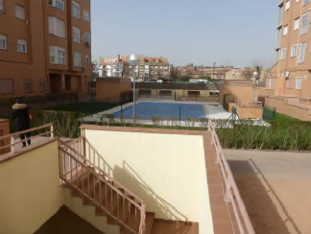 Swimming pool of Flat for sale in Valdemoro