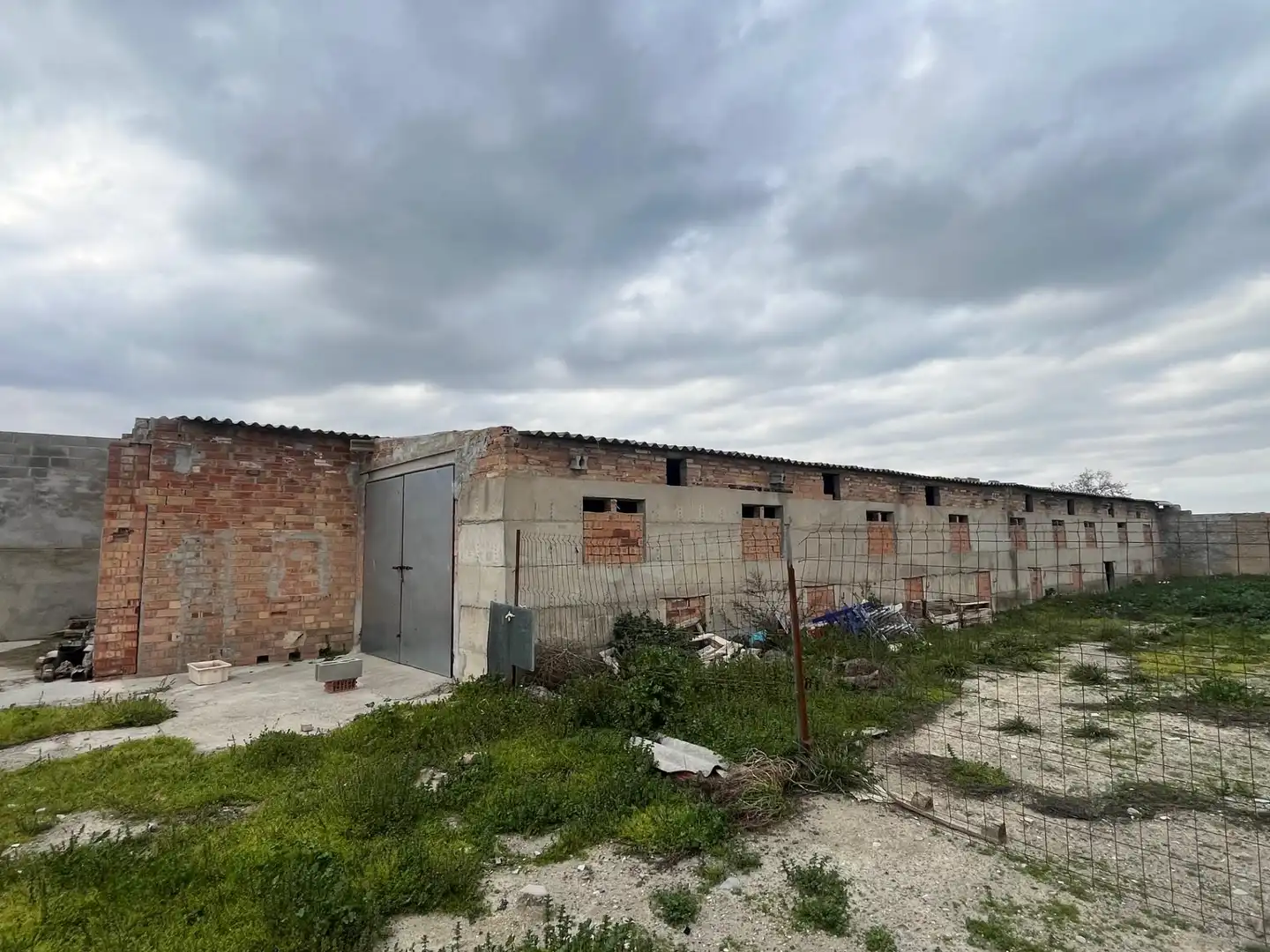 Vista exterior de Terreno industrial en venta en Bellvís