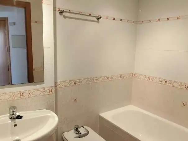 Bany de Pis en venda en  Murcia Capital