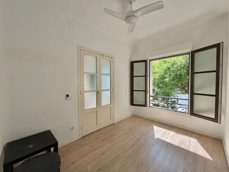Habitación de Piso en venta en Madrid con Aire acondicionado y Calefacción