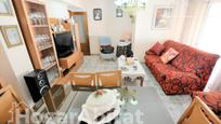 Living room of Flat for sale in  Valencia Capital  with Air Conditioner and Balcony