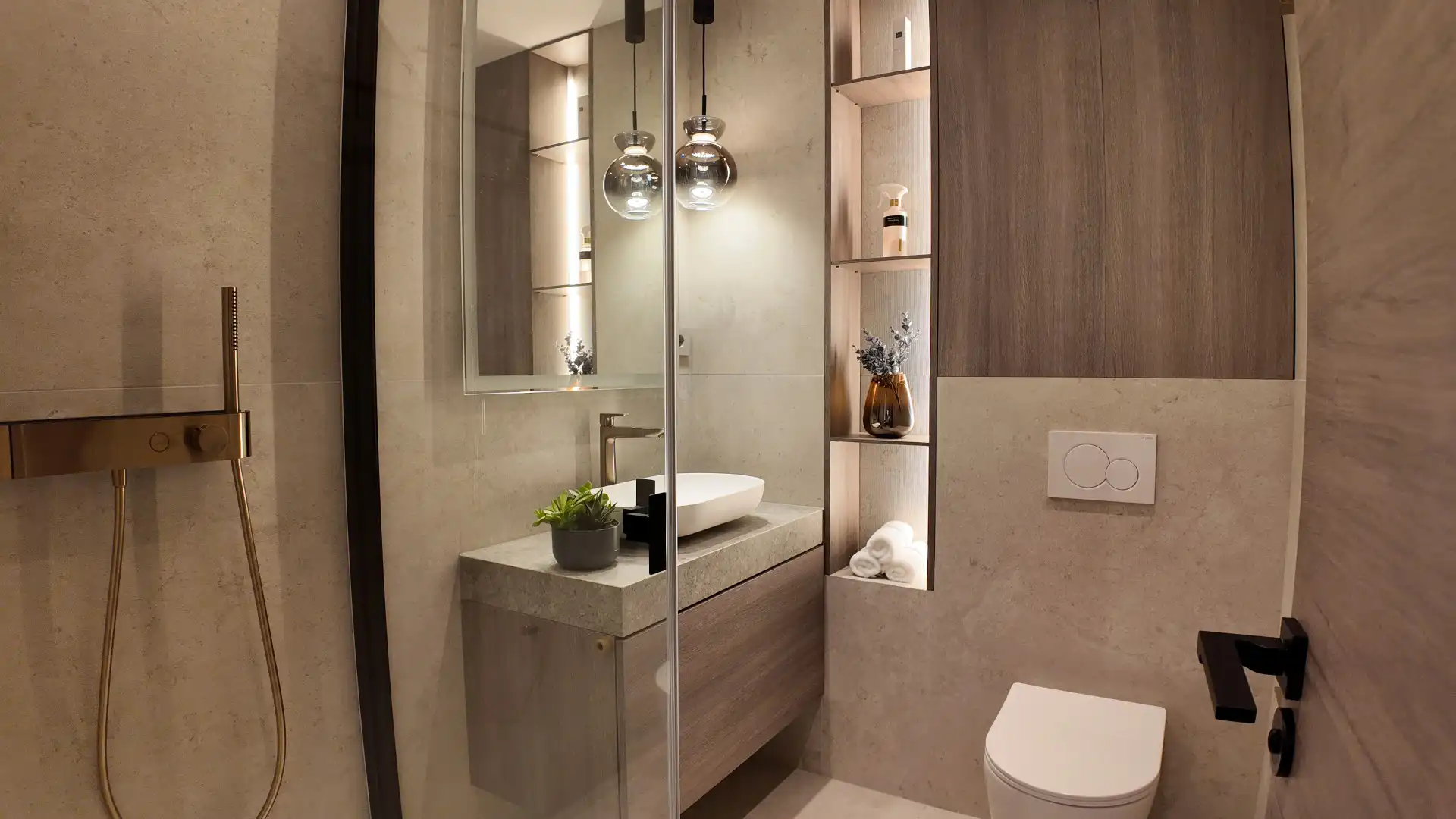 Bathroom of Attic for sale in Mijas  with Air Conditioner, Terrace and Swimming Pool