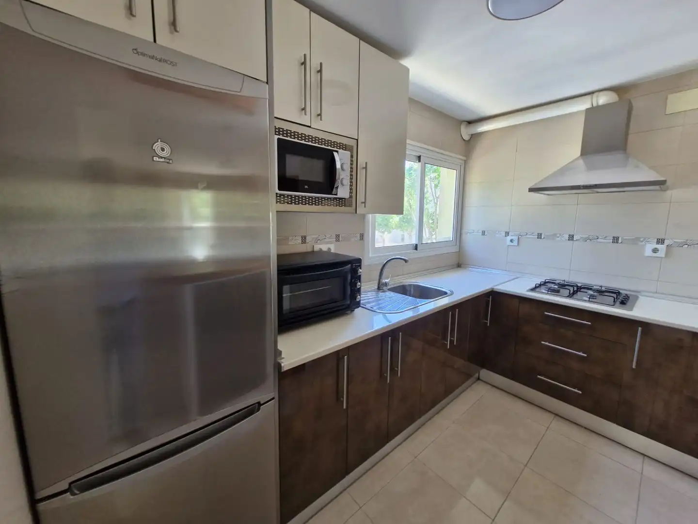 Cocina de Piso de alquiler en La Línea de la Concepción