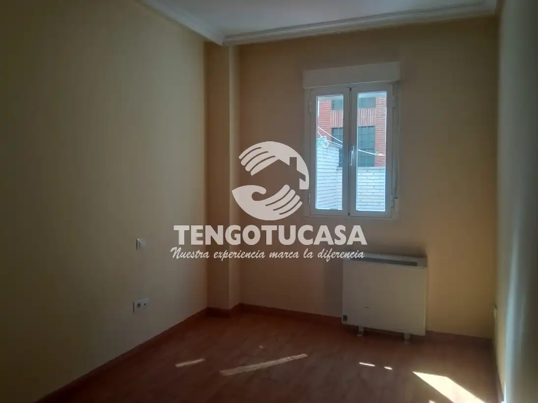 Habitación de Piso en venta en Madrid con Aire acondicionado