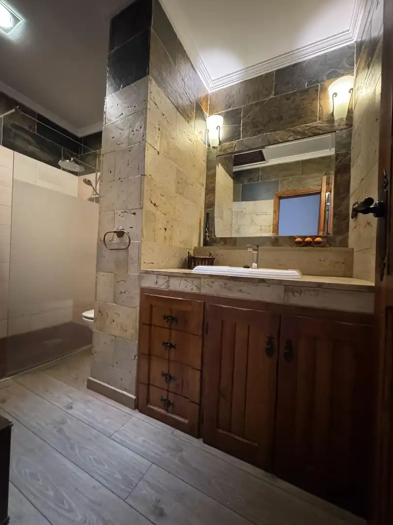 Badezimmer von Einfamilien-Reihenhaus zur Miete in Mijas mit Klimaanlage, Terrasse und Möbliert