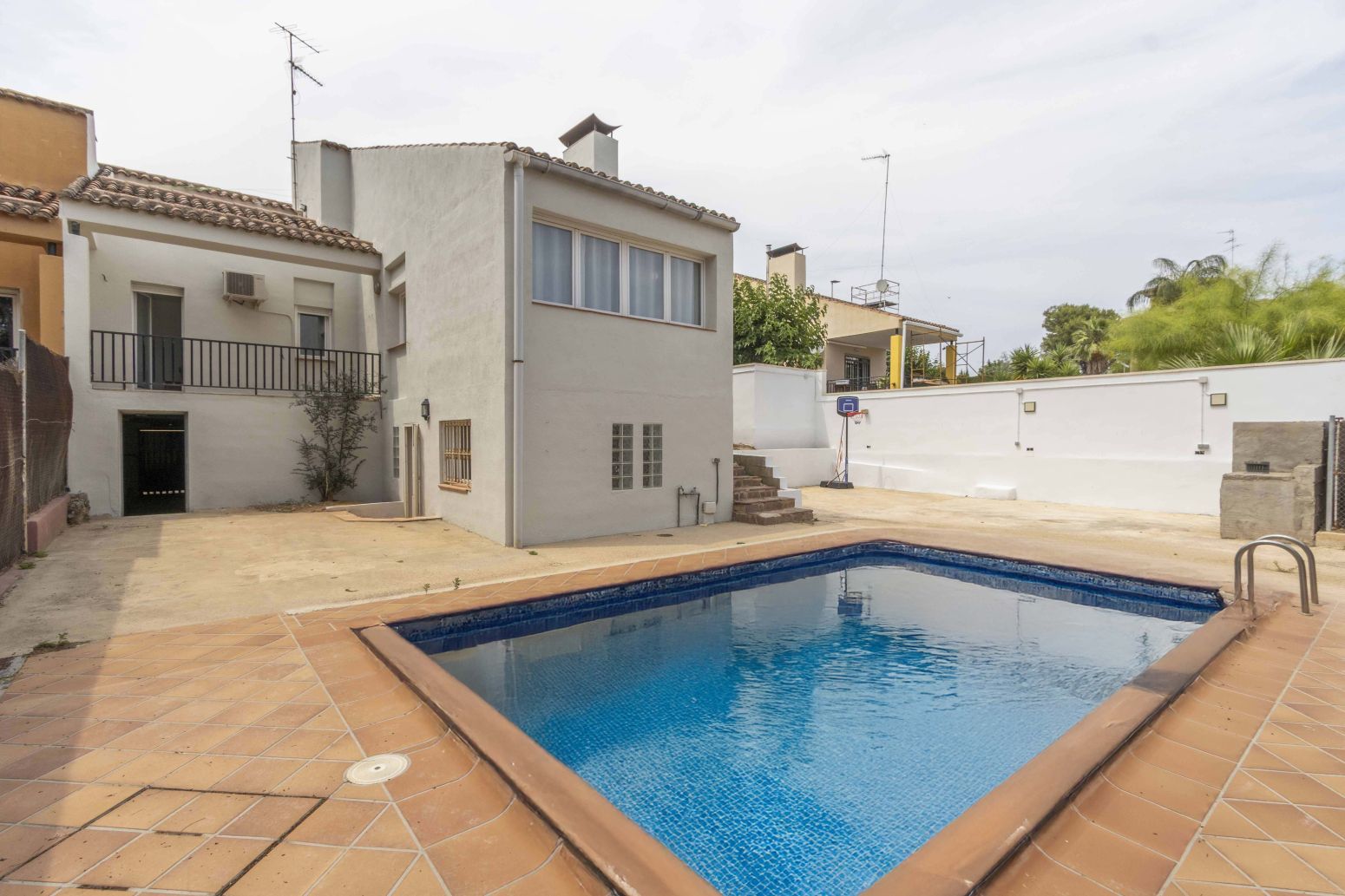 Piscina de Casa o xalet en venda en Torrent amb Aire condicionat, Calefacció i Jardí privat