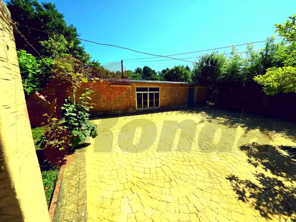 Garden of Houses for sale in Lugo  with Terrace and Furnished
