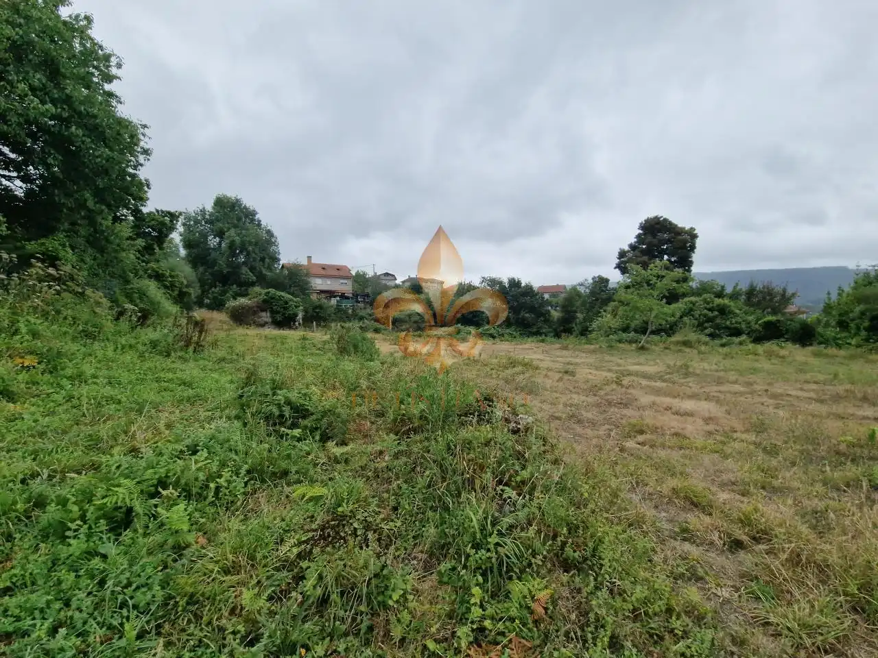 Country house zum Verkauf in Gondomar mit Privatgarten